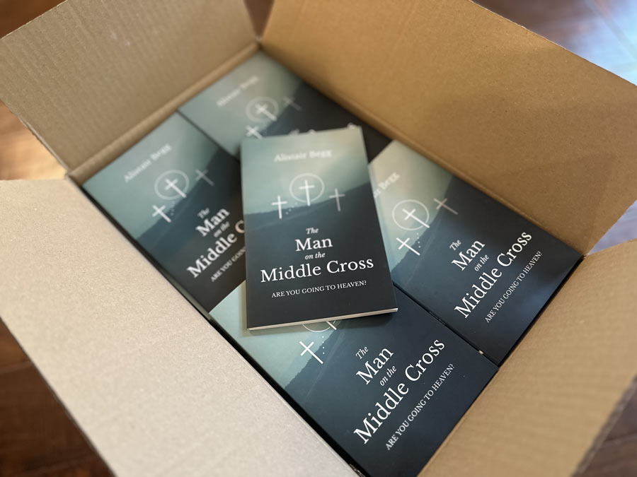 The Man on the Middle Cross Box of 200